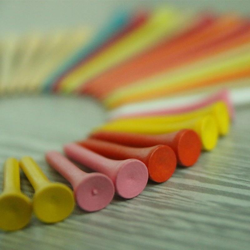 40 Wooden Golf Tees with Ball Holder - 42Mm